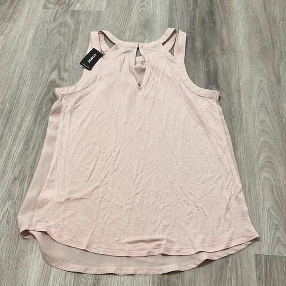 Express Tank Top - Picture 2 of 3